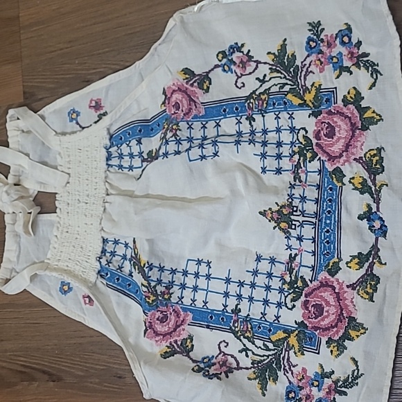 Free People Cream Fabric Detail used exelent condition. - Picture 9 of 14